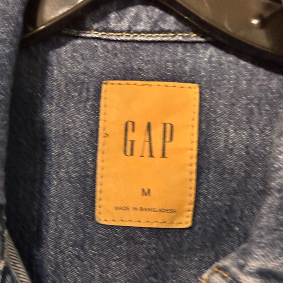 COPY - Gap Belted Denim Shirt Jacket - Picture 6 of 9